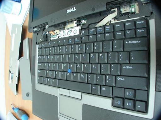 Just Code Diy How To Replace Your Dell Latitude D820 Keyboard For Only 1399 0021